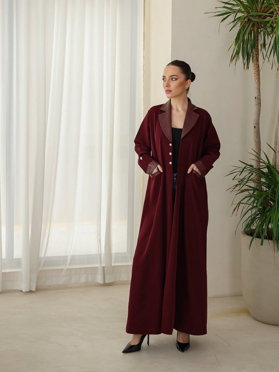The Myas abaya