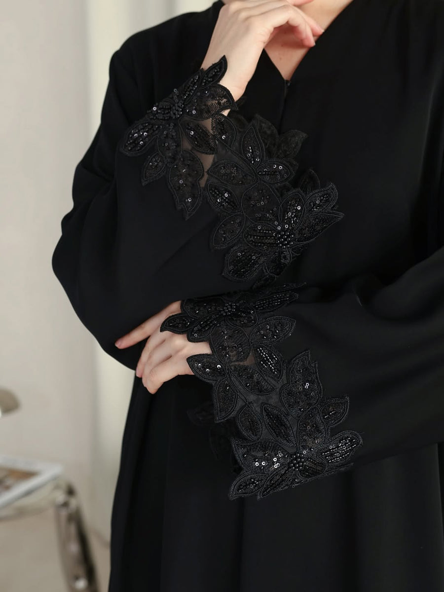 The Nars abaya