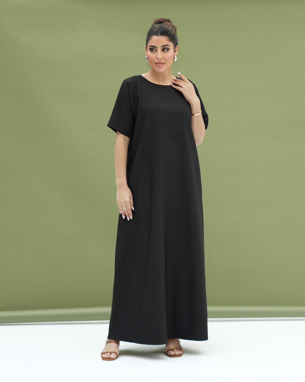 THE NAYA | Black Half Sleeve