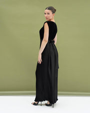 THE NAYA | Black Cut Sleeve