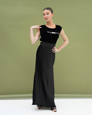 THE NAYA | Black Cut Sleeve