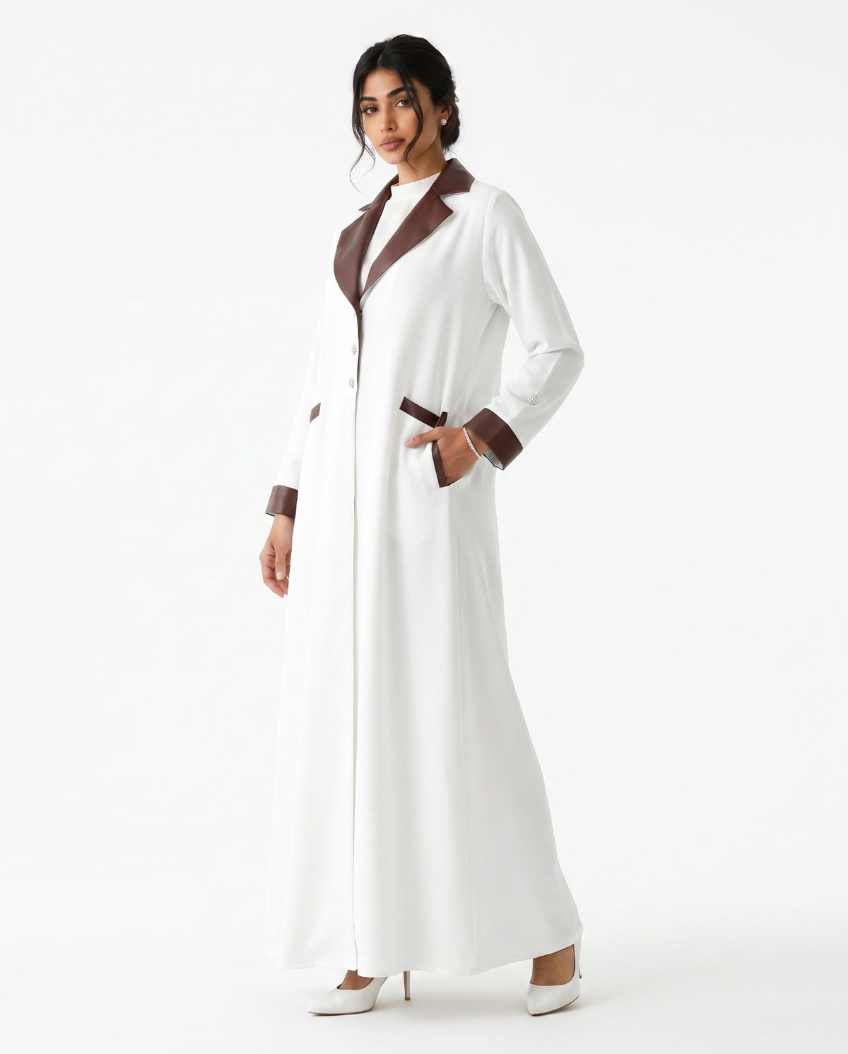 The Myas abaya