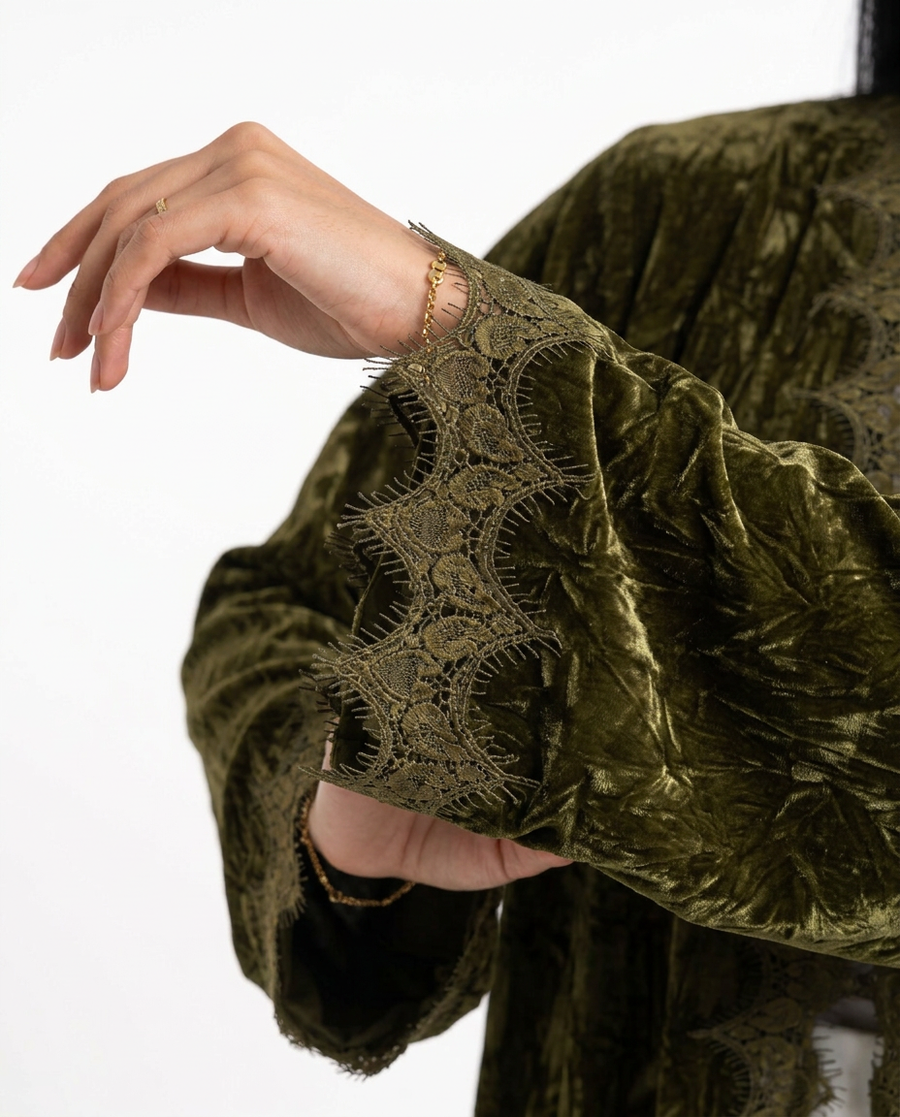 The Olive valvet abaya